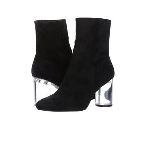 Jessica Simpson Merta Lucite heel